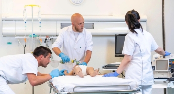 MODEL OF EMERGENCY RESUSCITATION FOR LITTLE CHILDREN